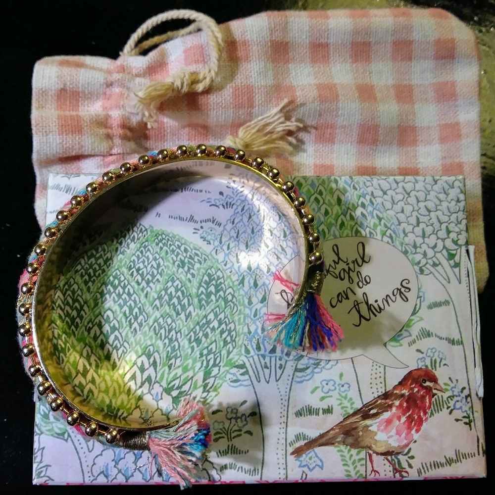 Retired "Roxie" Plunder Bangle - Picture 2 of 3